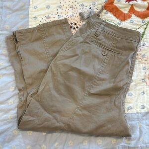 unique dkny capri pants!